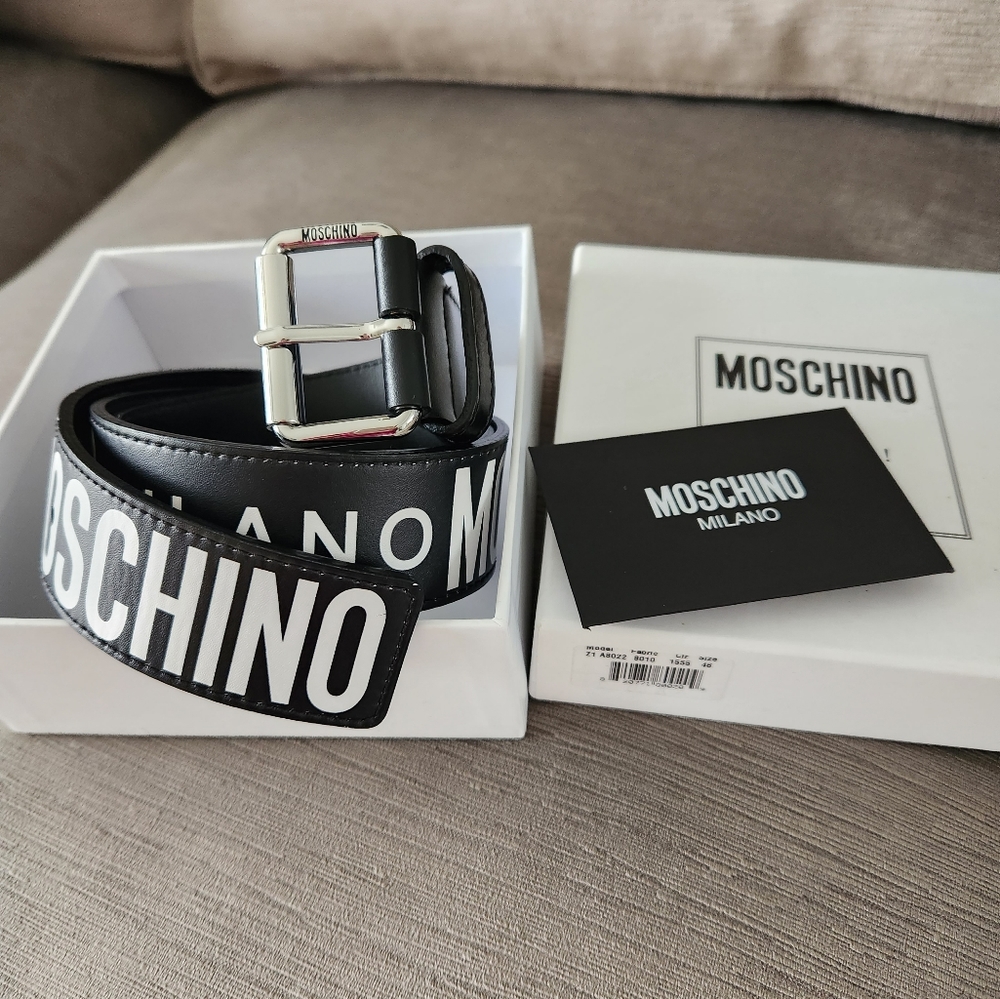 *SOLD* Moschino Leather Belt (Unisex)